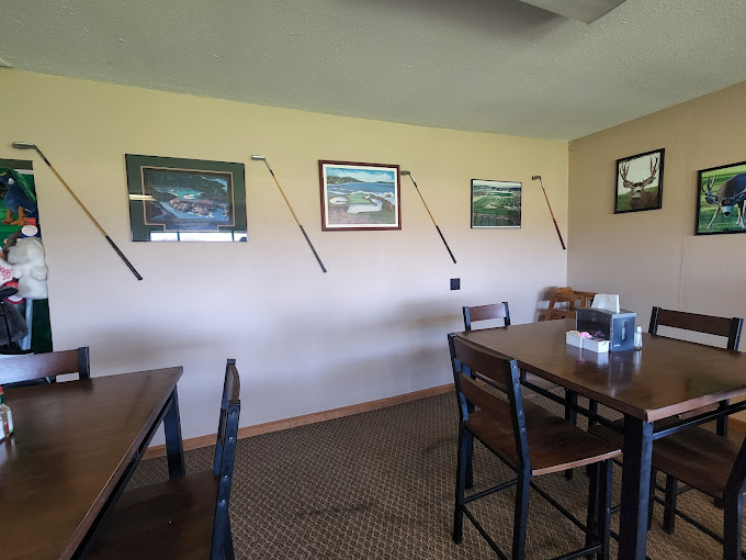 Arrowhead Golf Course & Restaurant